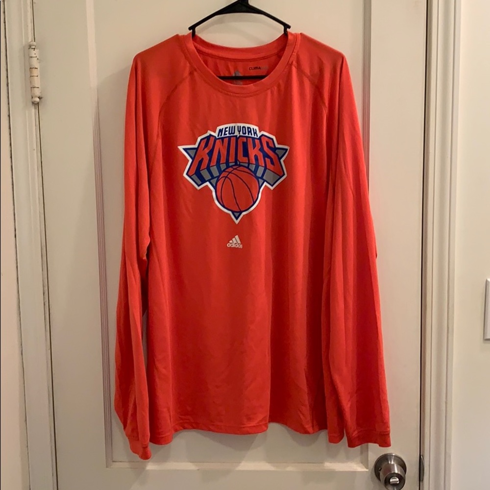 New York Knicks Long Sleeve Shirt